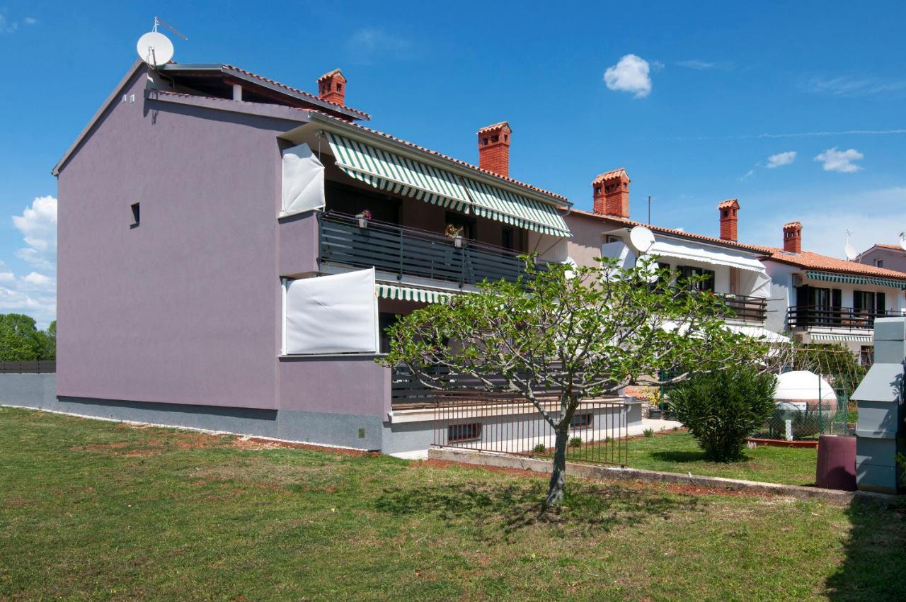 Apartments Kajfes Fazana Exterior photo